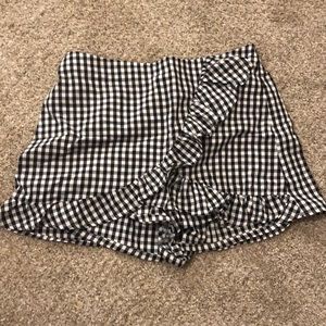 Black and white checkered skort!